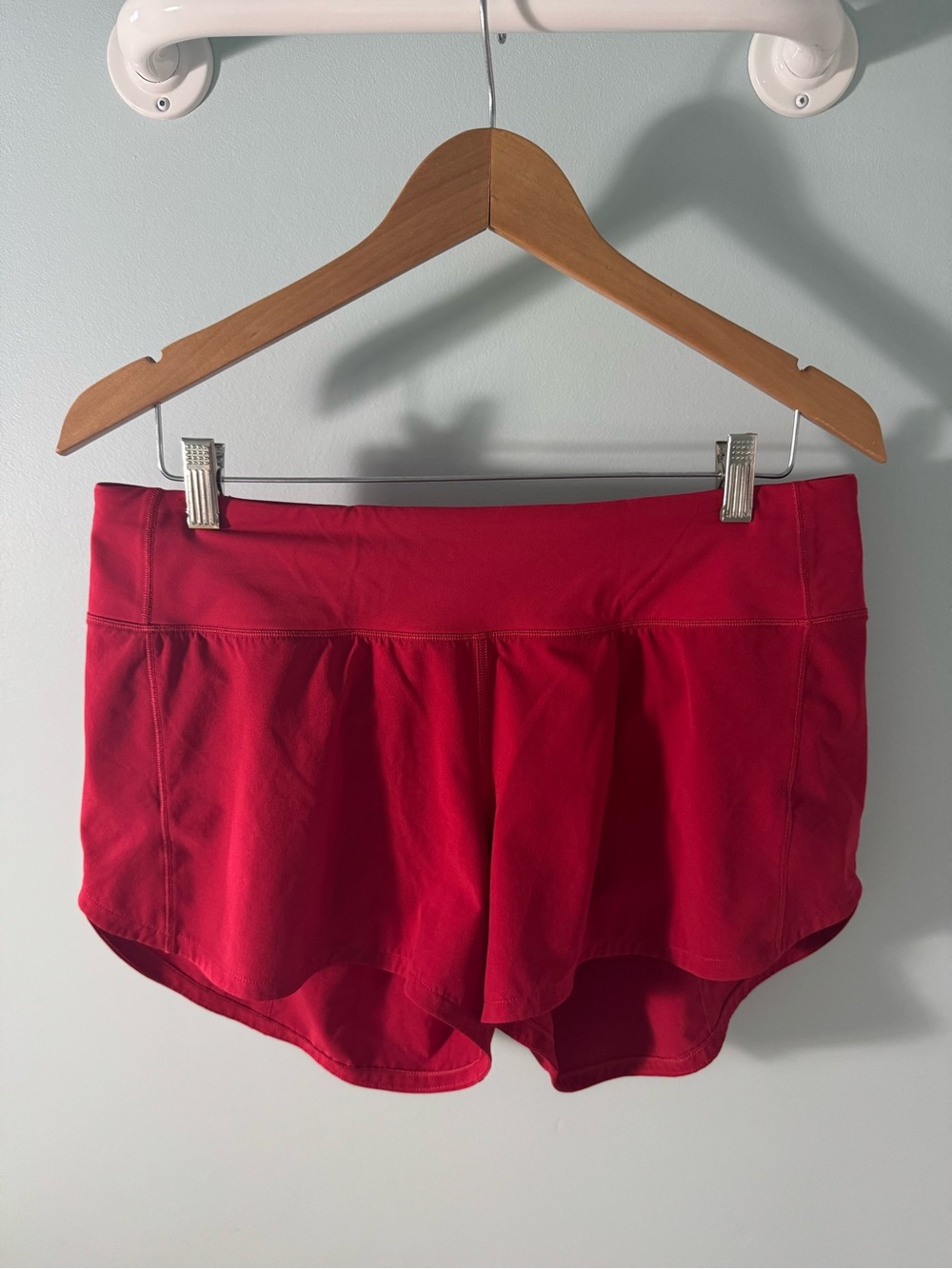lululemon athletica red speed up shorts